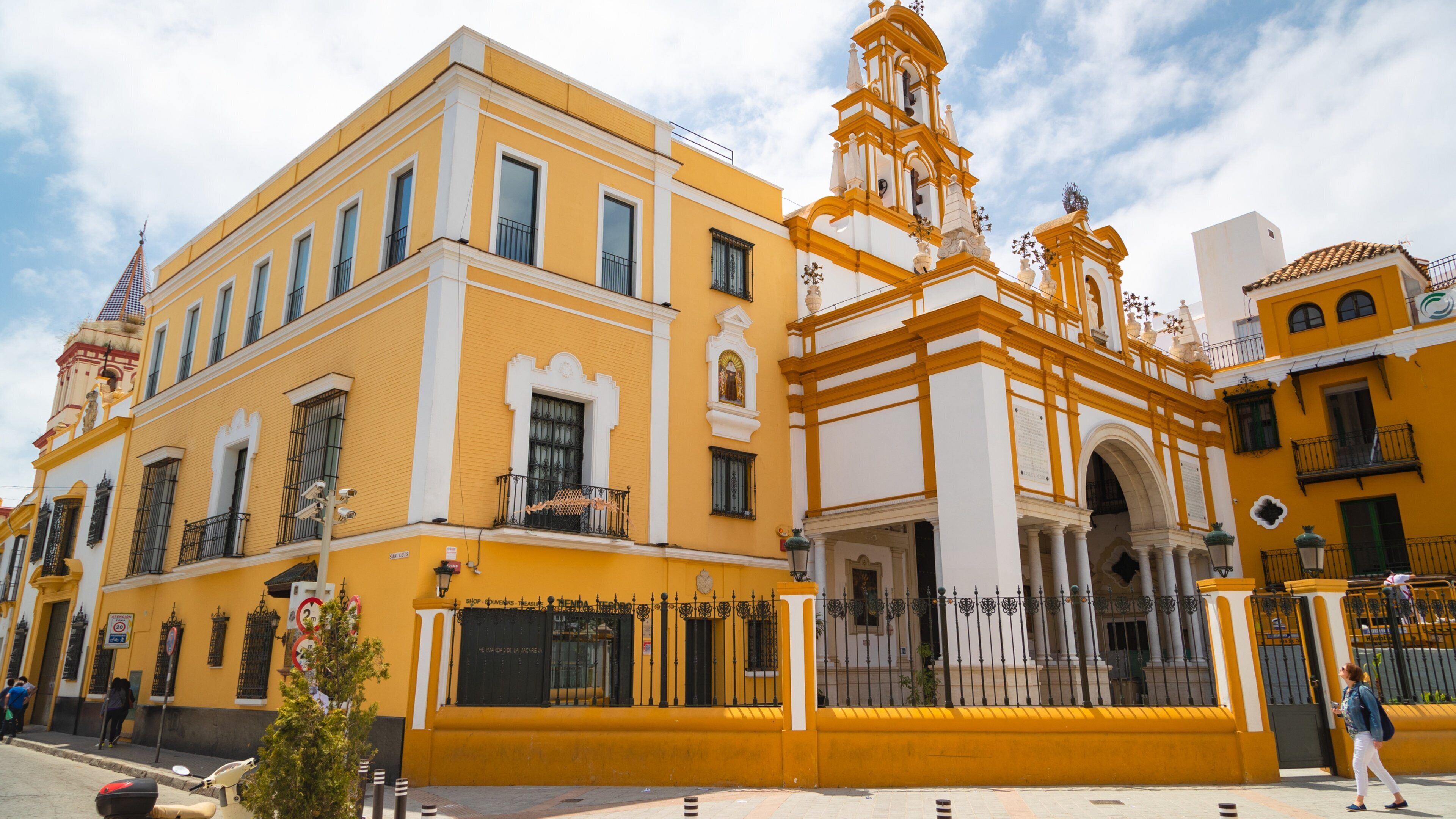 Macarena showing heritage architecture