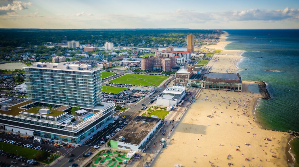 アズブリー パーク