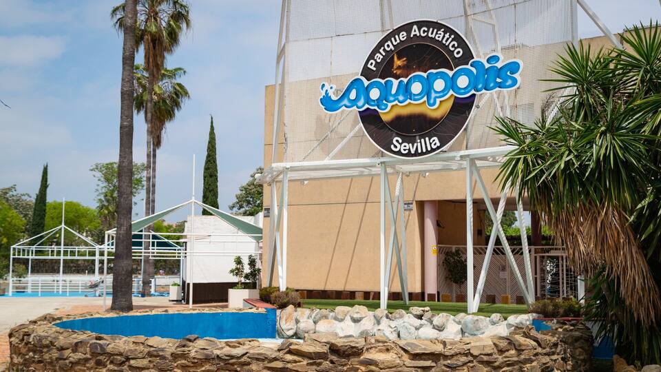 Aquopolis which includes signage