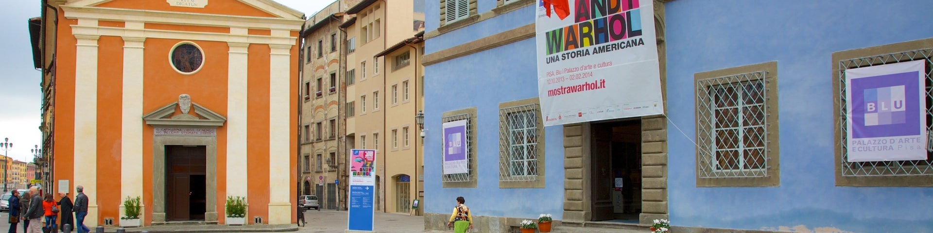 Palazzo Blu showing street scenes, a church or cathedral and a city