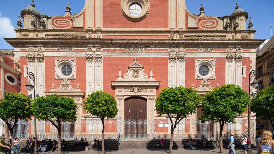 Salvador Church showing heritage architecture