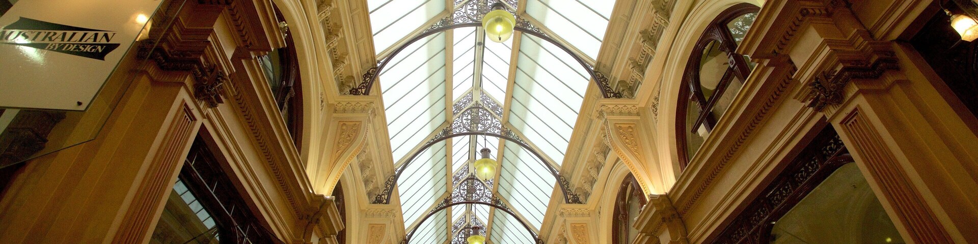 Block Arcade which includes interior views