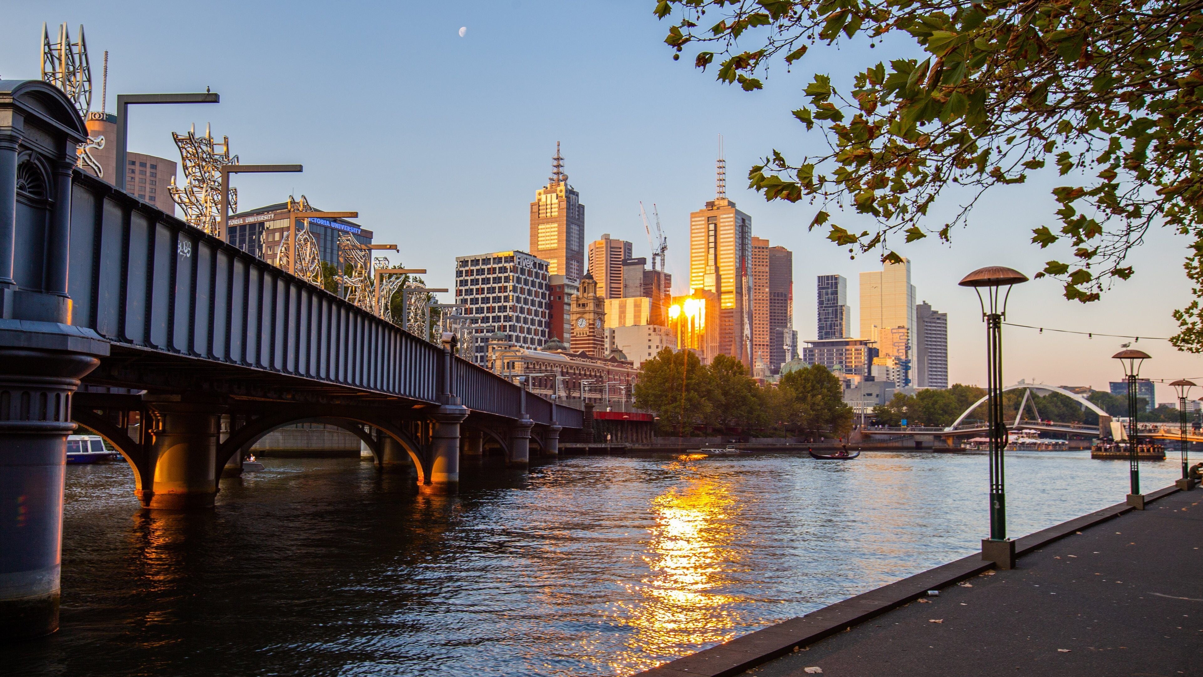 Southbank Promenade showing a river or creek, a city and a bridge