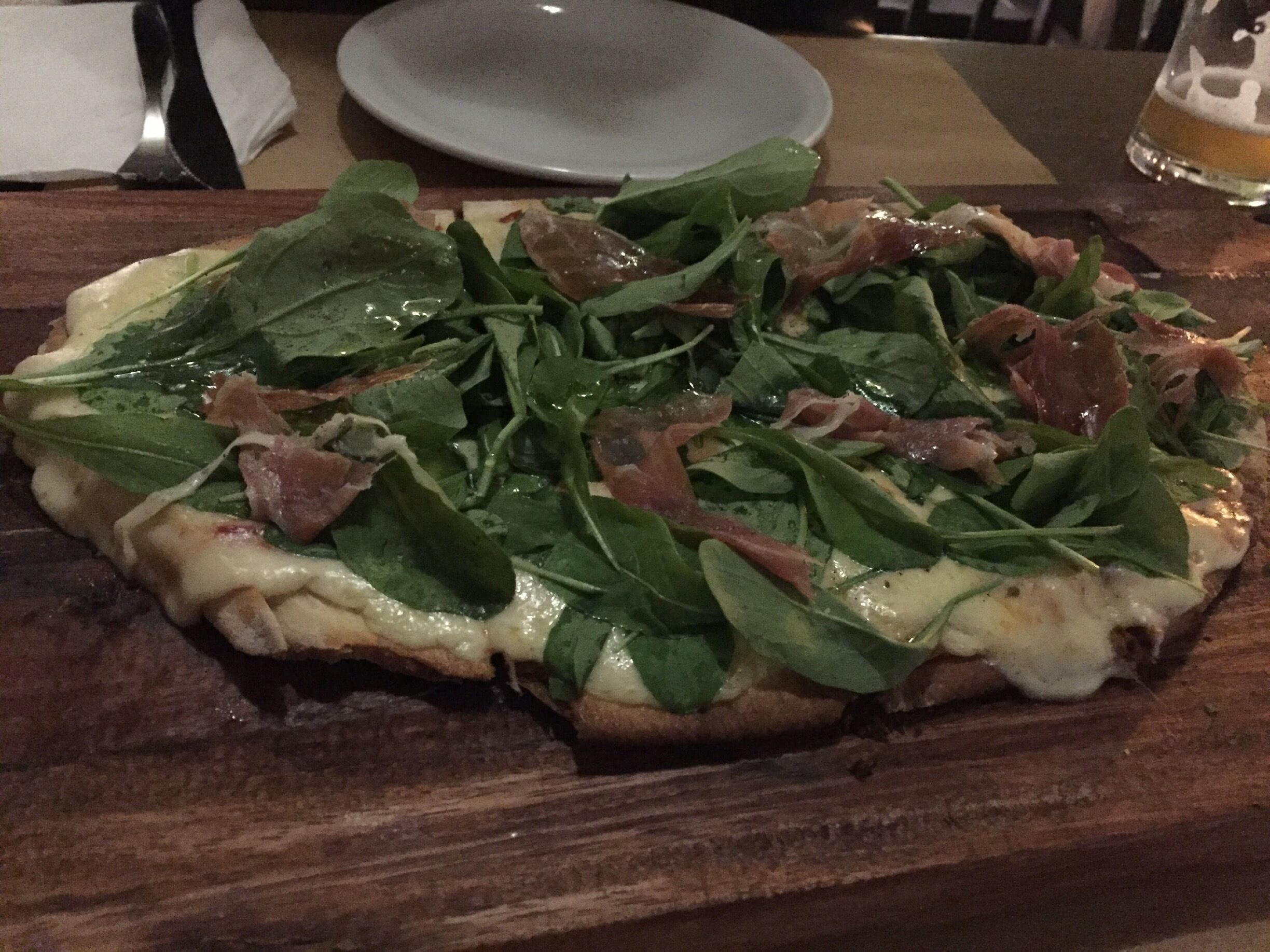 Pizza de rúcula y jamón crudo #GNO