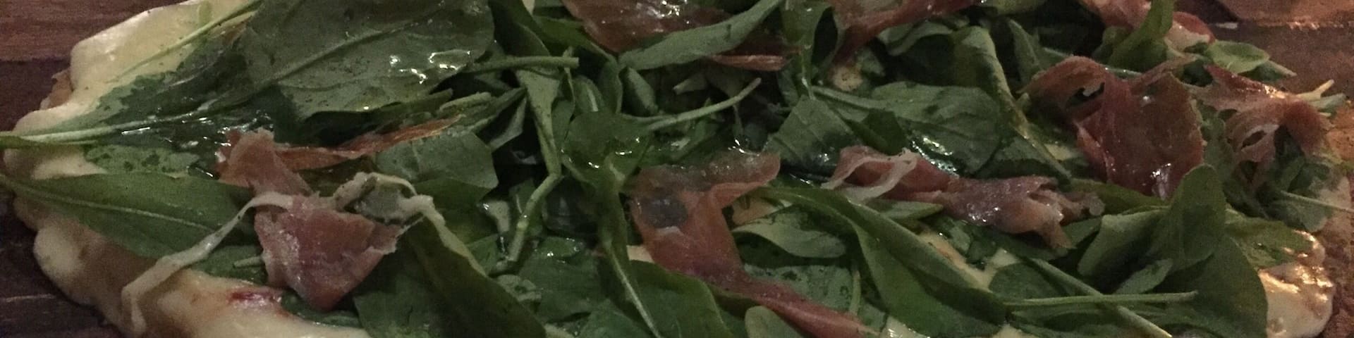 Pizza de rúcula y jamón crudo #GNO