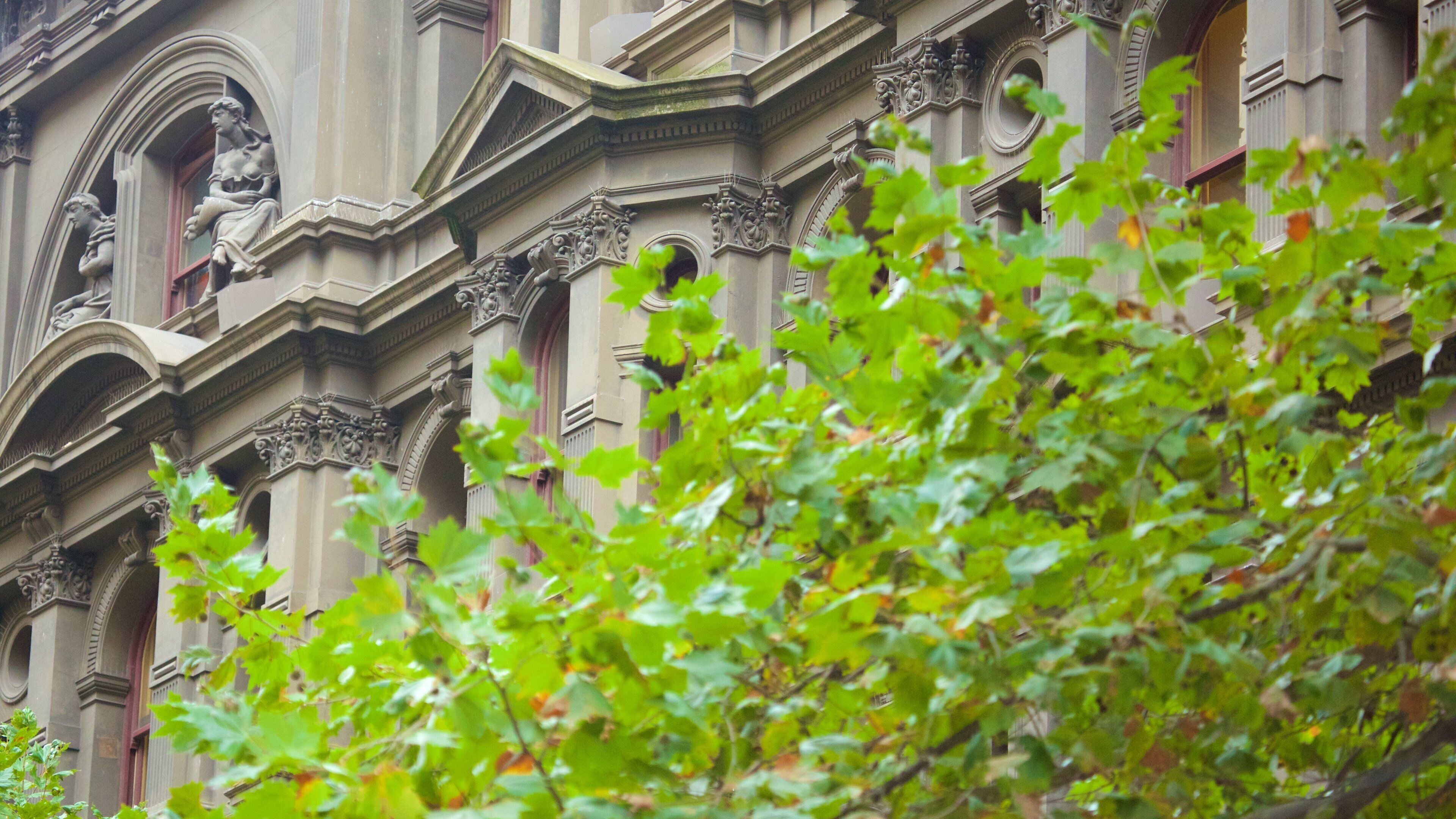 Collins Street which includes heritage elements and heritage architecture