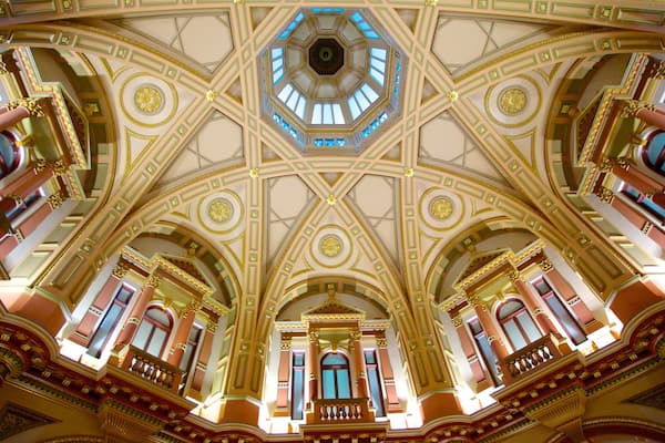 Collins Street das einen Innenansichten und historische Architektur