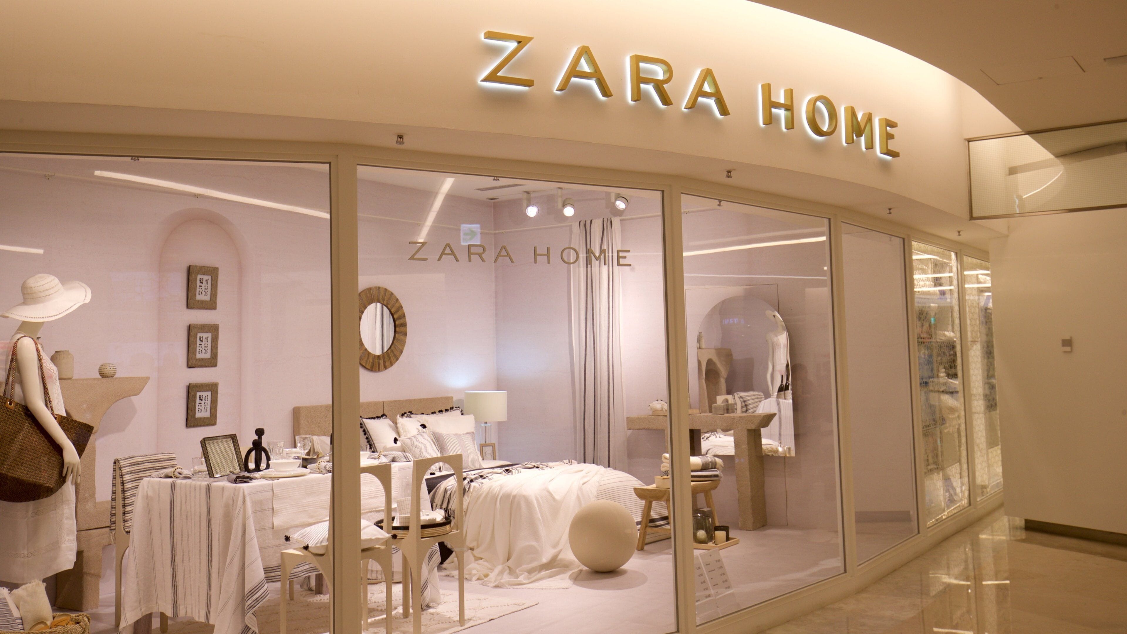 三成洞 其中包括 內部景觀, 指示牌 和 購物