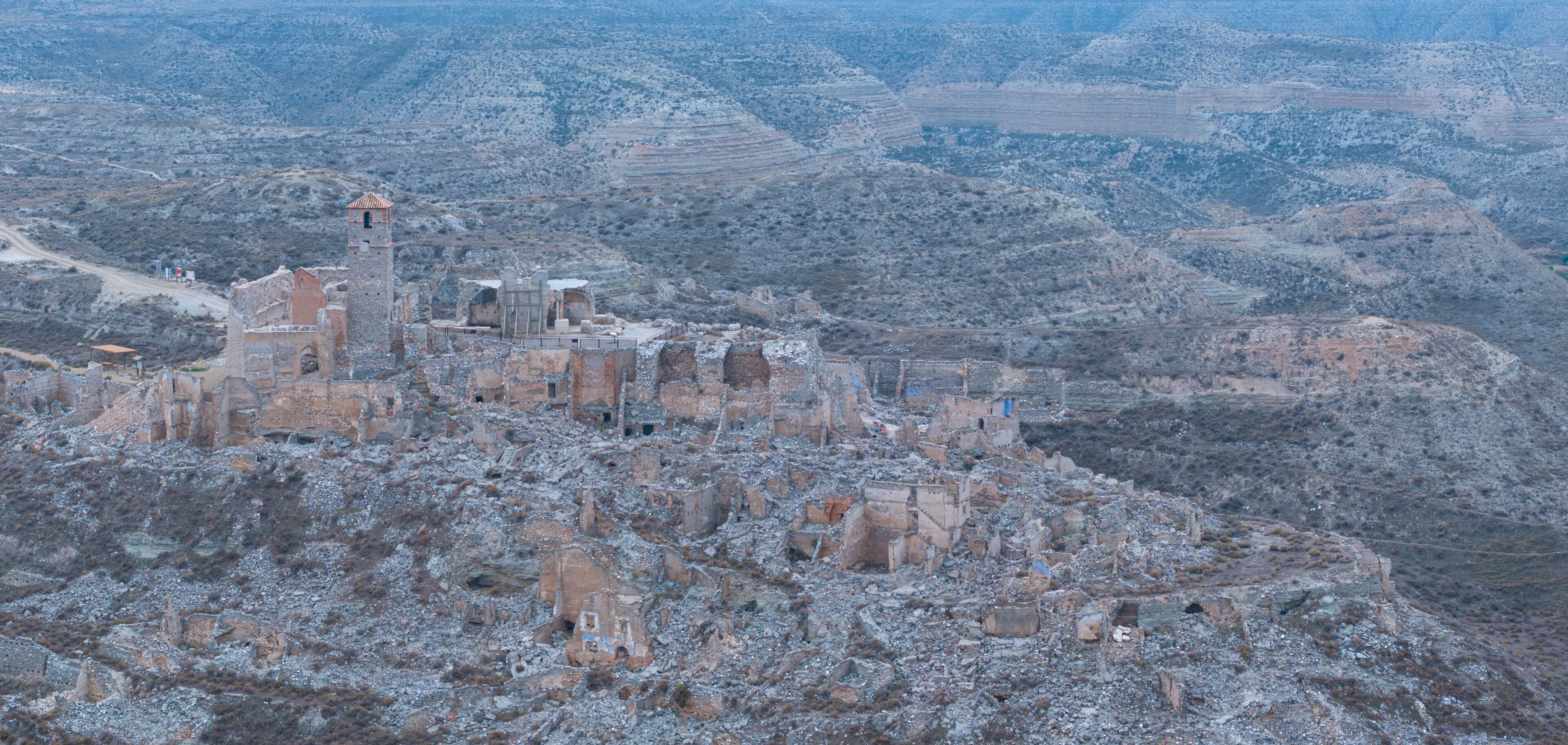 Aerial view from a drone of the old town of Rodén in the municipality of Fuentes de Ebro, in the Central Region of the province of Zaragoza. Aragon, Spain, Europe