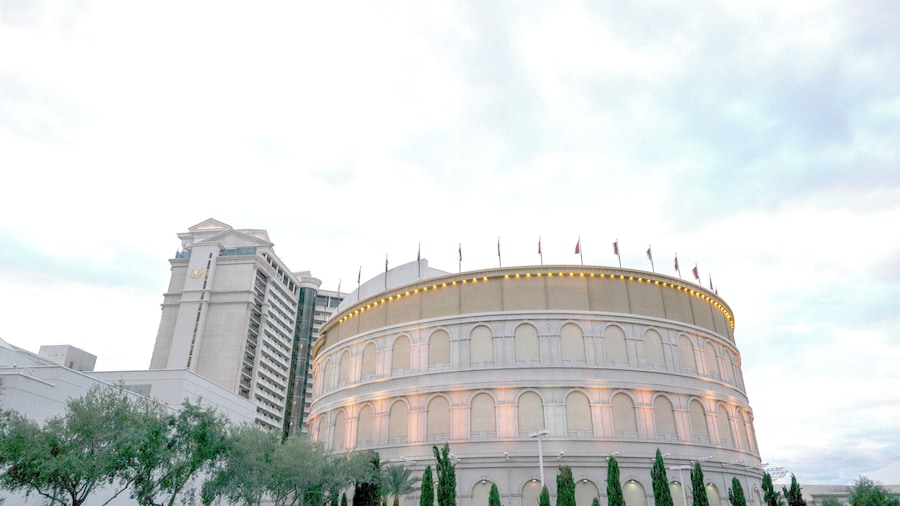 LasVegas_ColosseumatCaesarsPalace_6159537_04