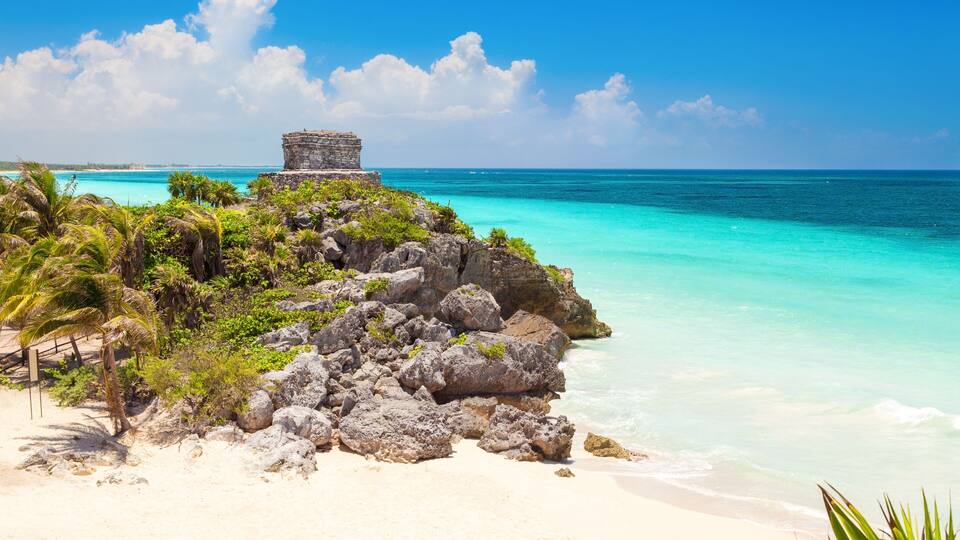 God of Winds Temple on turquoise Caribbean sea. Tulum, Mexico