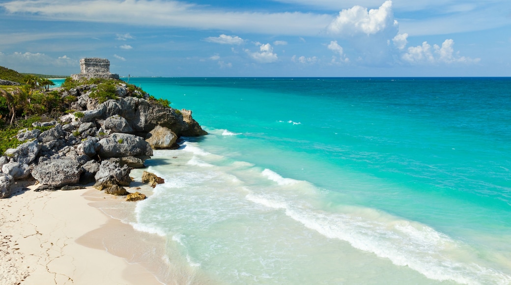 Yacimiento Arqueológico Maya de Tulum, Estado de Quintana Roo, Península de Yucatán, México, América