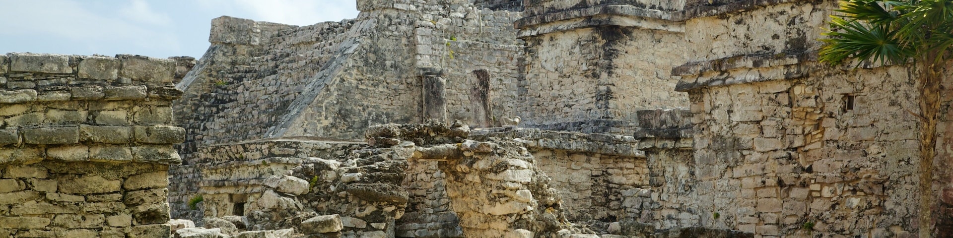 Tulum Mayan Ruins which includes a ruin