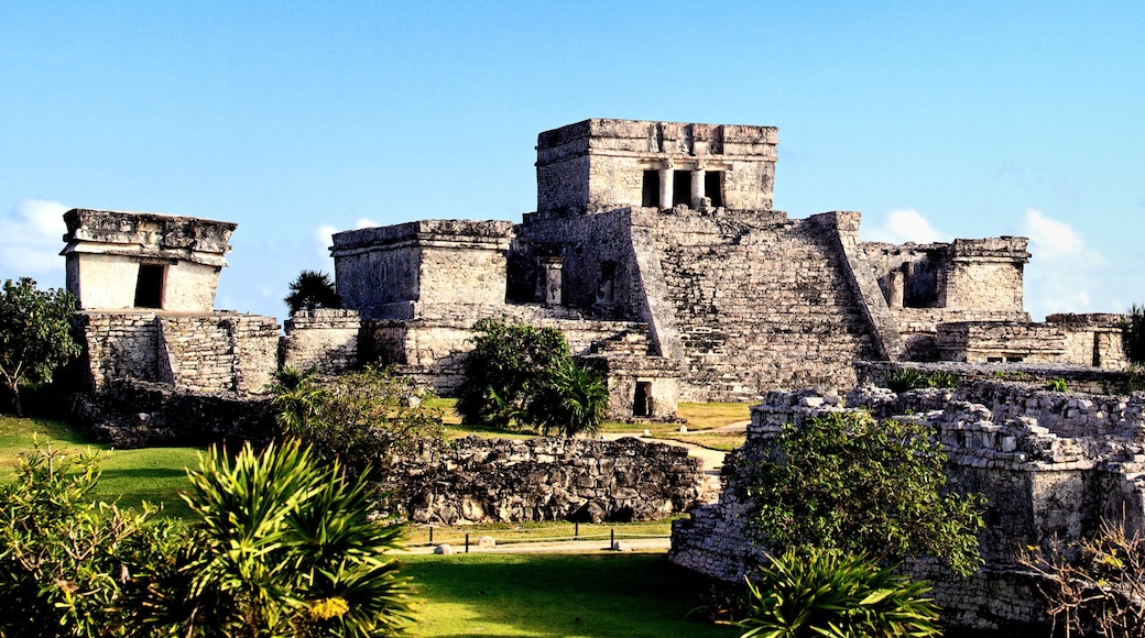 famous archaeological ruins