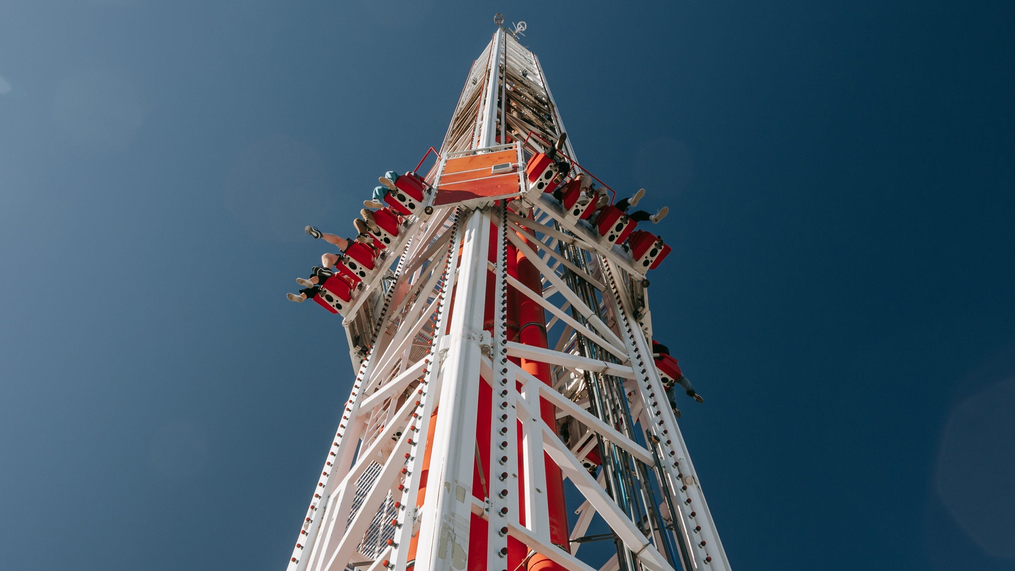 Stratosphere Tower which includes rides