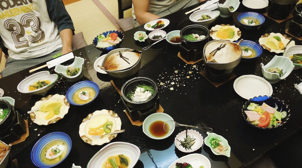 Shisuitei is a traditional Japanese-style hotel with onsen and sauna facilities.
Technically in the middle of nowhere, it was the perfect hotel to relax and slowdown after a day of snowboarding.
The dinner and breakfast, set in a private room was delicious! And the nakai (hotel staff) were very friendly and helpful. I'd love to come back here in the summer.
Location: Gunma Prefecture
We went by car but they also provide a free pick-up service to and from both Numata Station on the JR Joetsu Line and Jomo-kogen Station on the JR Joetsu Shinkansen Line.