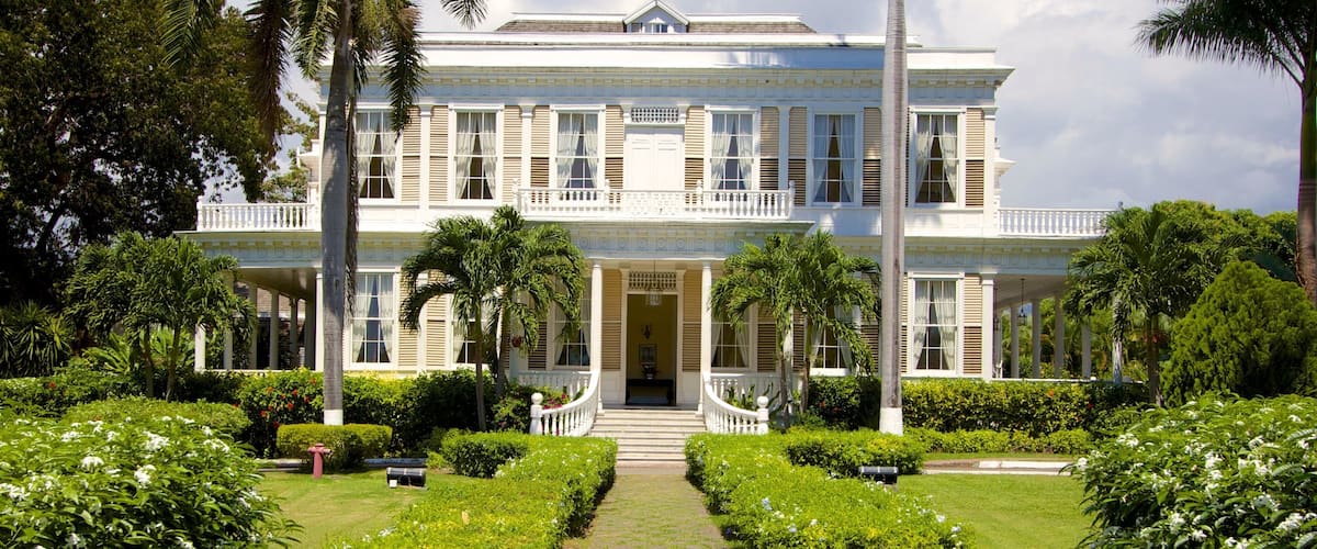 Devon House featuring a house and a park