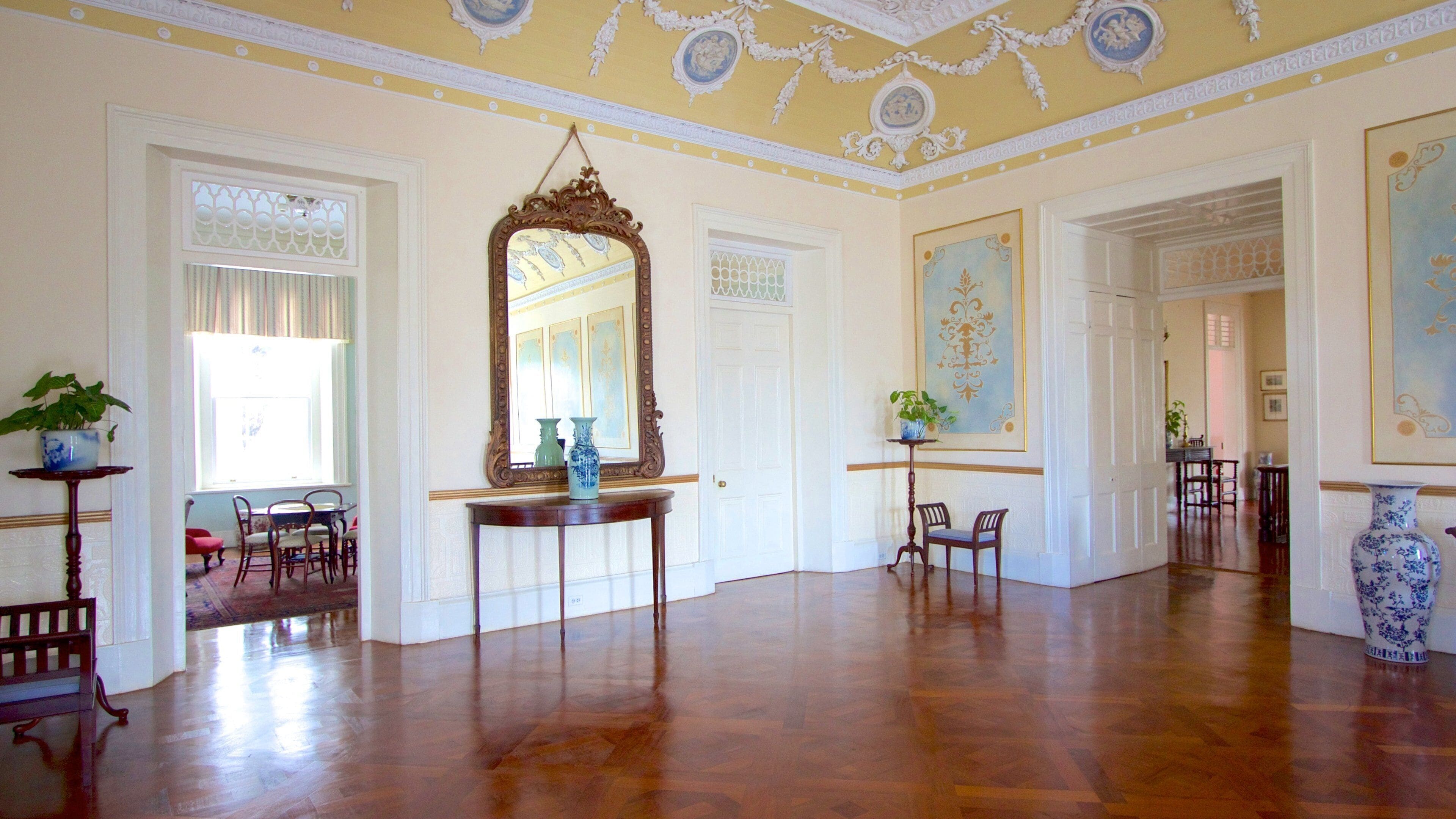 Casa Devon mostrando vistas interiores