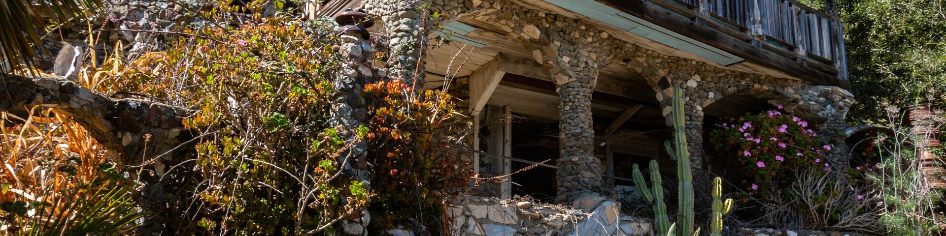 The Nitt Witt mansion as seen from the road upon entrance to the home