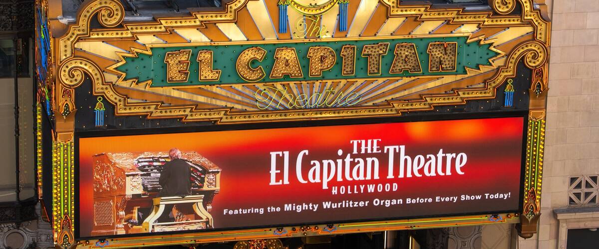 El Capitan Theatre featuring signage