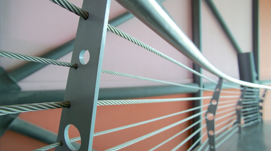 티화나 엘 트롬포 인터랙티브 박물관 이 포함 실내 전경