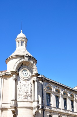nimes