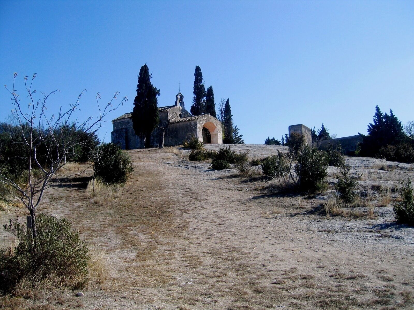 Bouches-Du-Rhone Chapelle Saint-Sixte 20102011