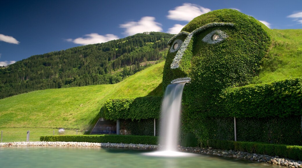 Swarowski Crystal Worlds showing tranquil scenes and a fountain