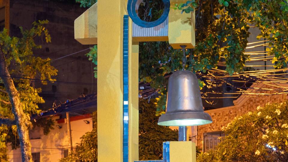 The bell tower.
El campanario
Granada, Cali, Valle del Cauca, Colombia