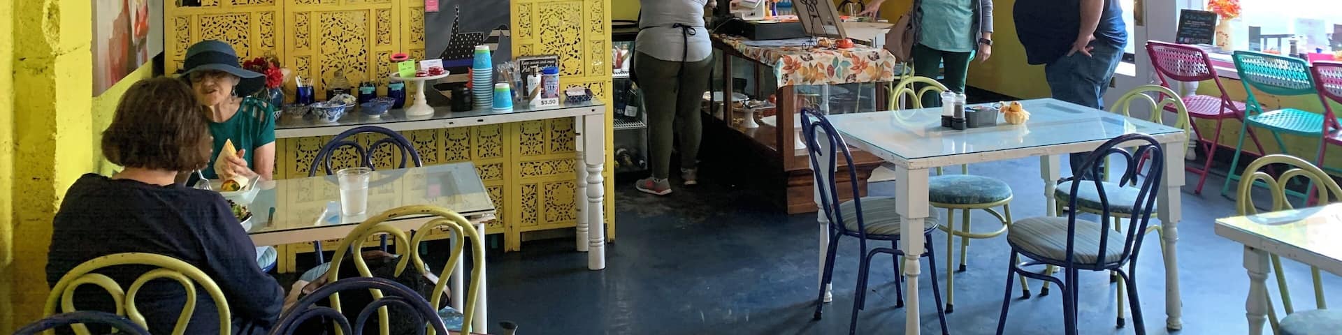 “The Blue Spoon Cafe” 10/10