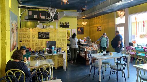 “The Blue Spoon Cafe” 10/10