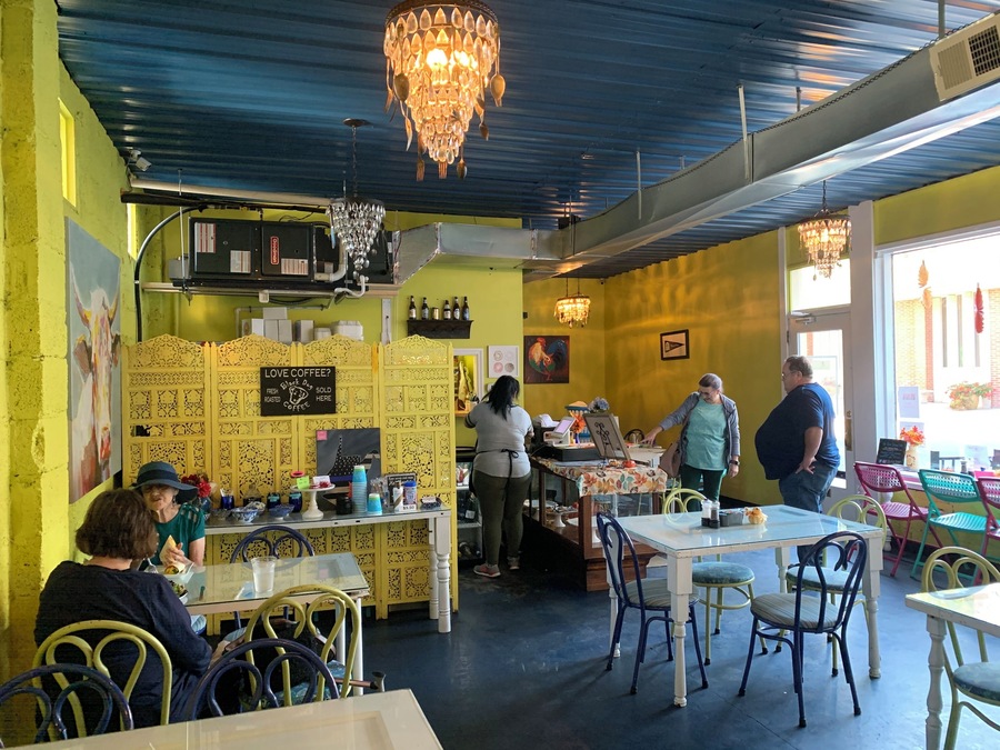 “The Blue Spoon Cafe” 10/10