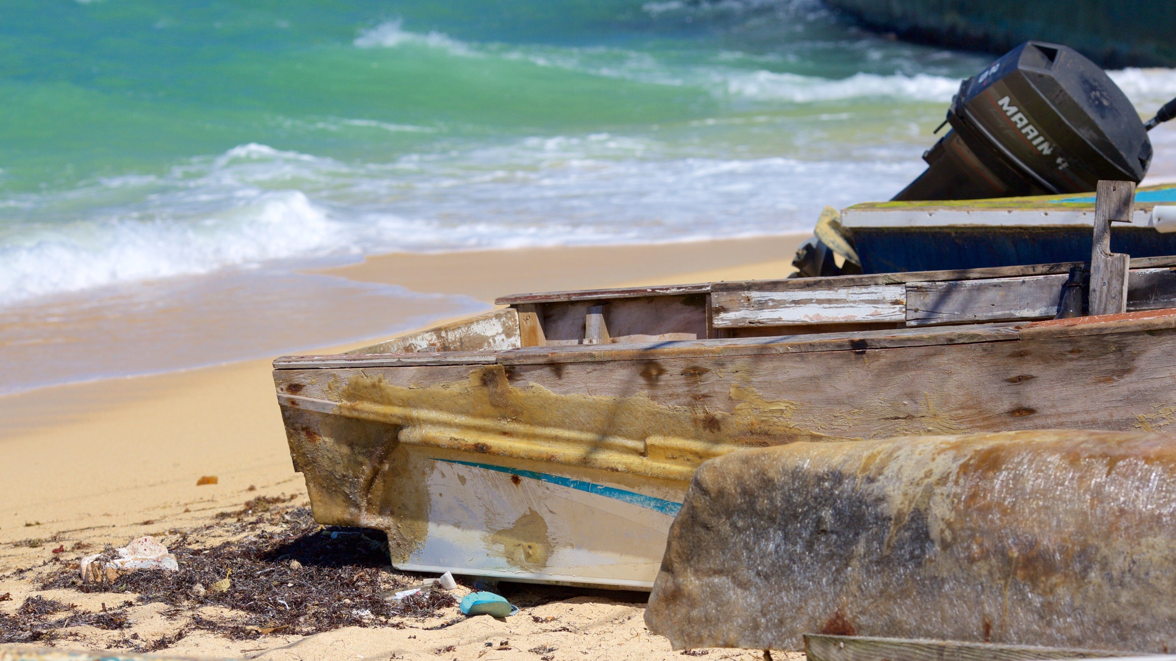 West End som inkluderar båtkörning och en sandstrand