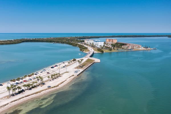 Dunedin Causeway Honeymoon Island State Park In Florida