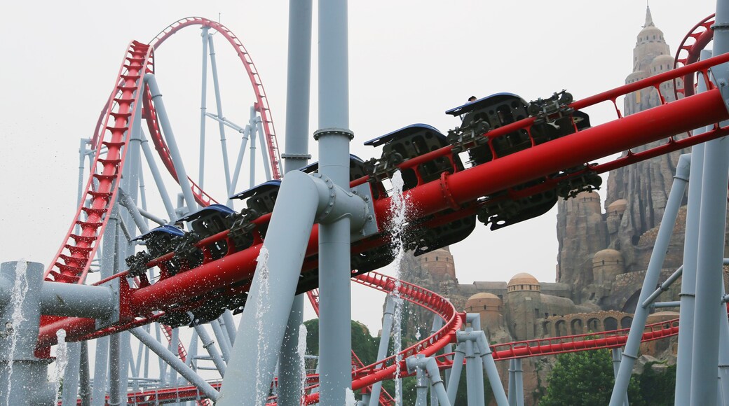 Parque de atracciones Happy Valley