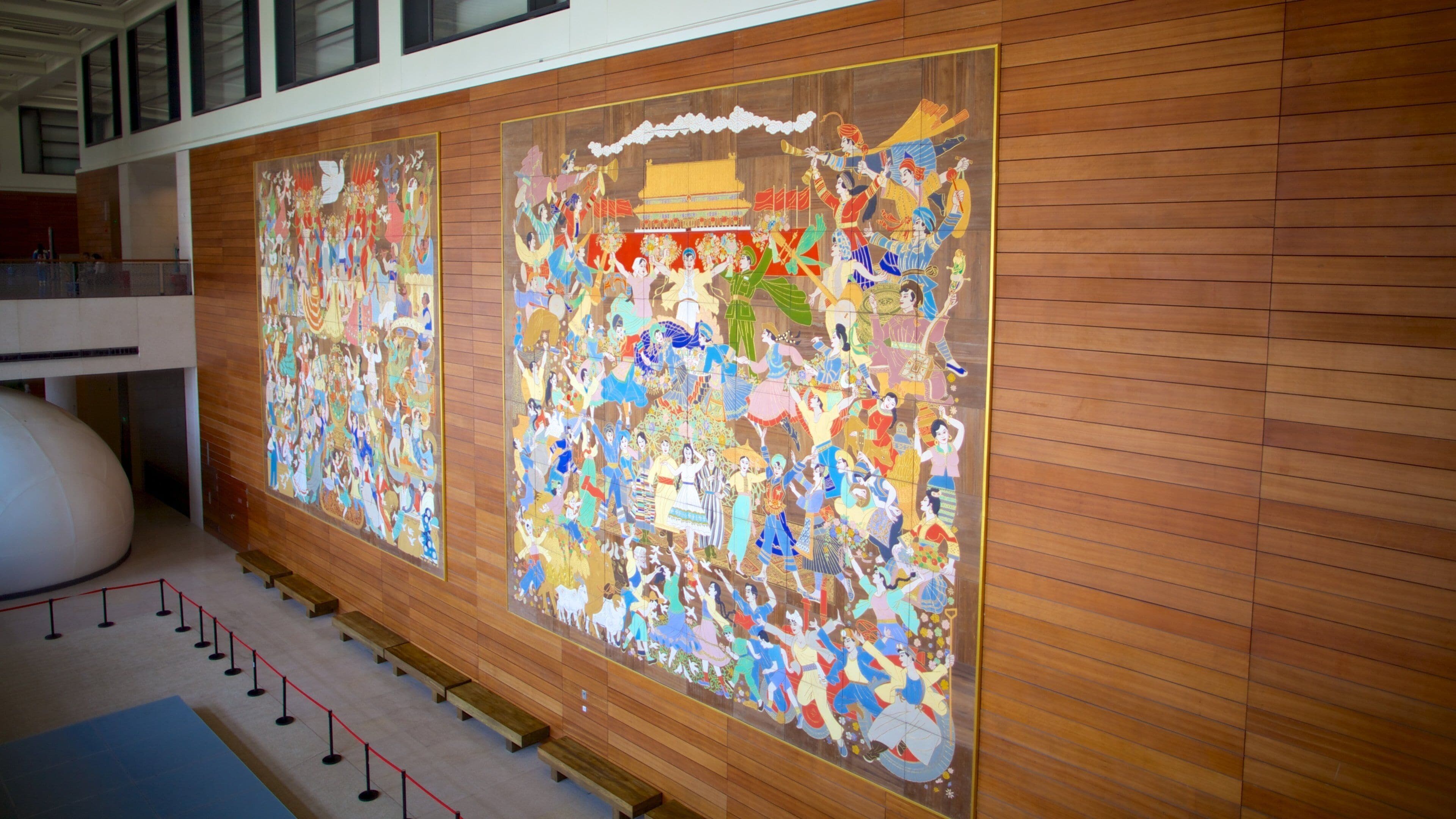 Museo nazionale cinese mostrando vista interna e arte