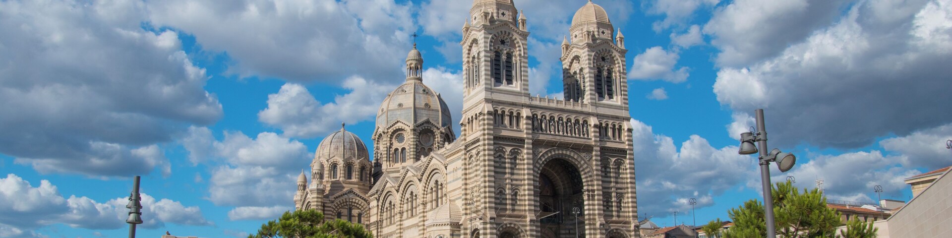 This building is indexed in the Base Mérimée, a database of architectural heritage maintained by the French Ministry of Culture, under the reference PA00081326 .