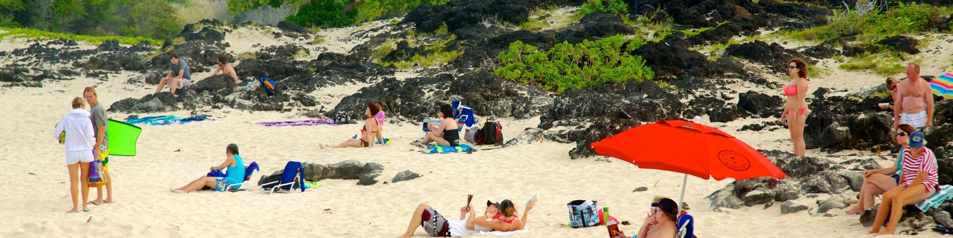 Kua Bay featuring a sandy beach and tropical scenes