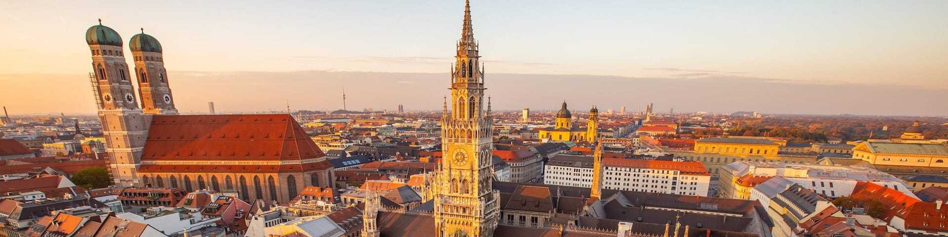 Town Hall of Marienplatz featuring a sunset, landscape views and a city