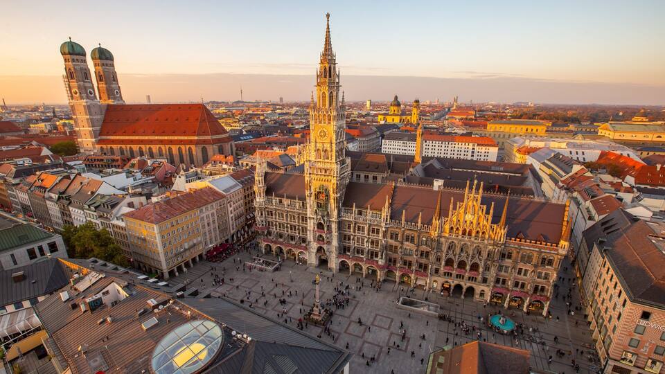 Town Hall of Marienplatz featuring a sunset, landscape views and a city