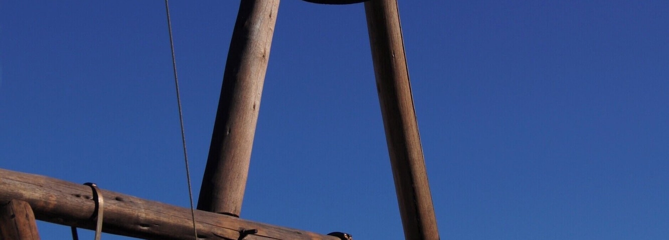 Uma das três casas de Pablo Neruda no Chile. Já tinha conhecido La Chascona, em Santiago, e La Sebastiana, em Valparaíso. Fica a cerca de 120 Km de Santiago. Esta casa fica de frente para o Pacífico e é um outro poema (não escrito) de Neruda. Este é o lugar para entender um pouco mais sobre ele. Neruda está enterrado aqui, junto com sua última esposa Matilde Urrutia.
#Neruda #Isla #Negra #Chile #BVSblue