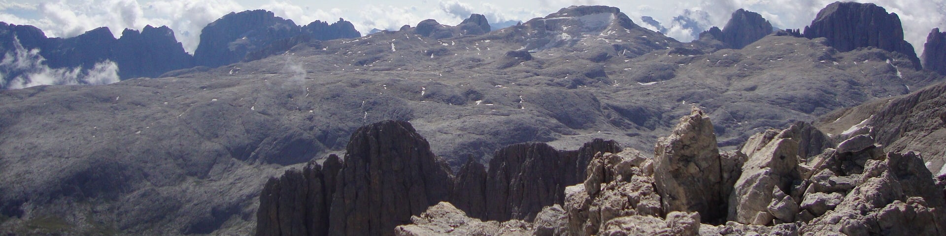 altopiano delle Pale con il ghiacciaio della Fradusta