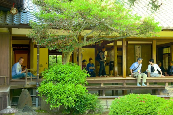Temple ShĆren-in qui includes temple ou lieu de culte et Ă©lĂ©ments religieux
