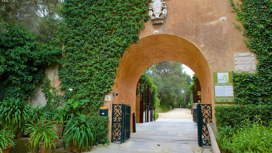 Santa Clotilde-trädgårdarna som inkluderar en park
