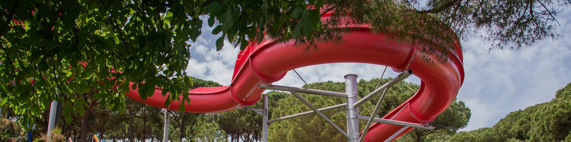 Water World showing a waterpark