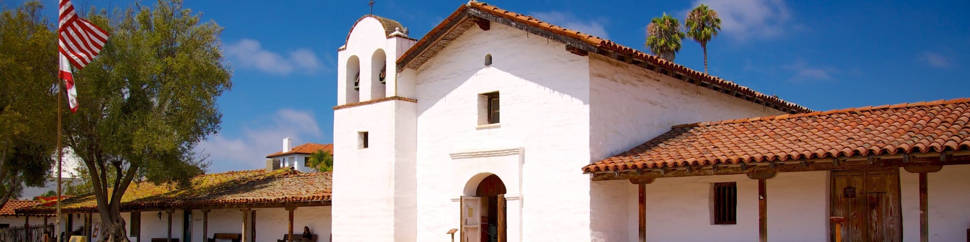 El Presidio de Santa Barbara State Historic Park which includes signage and heritage elements