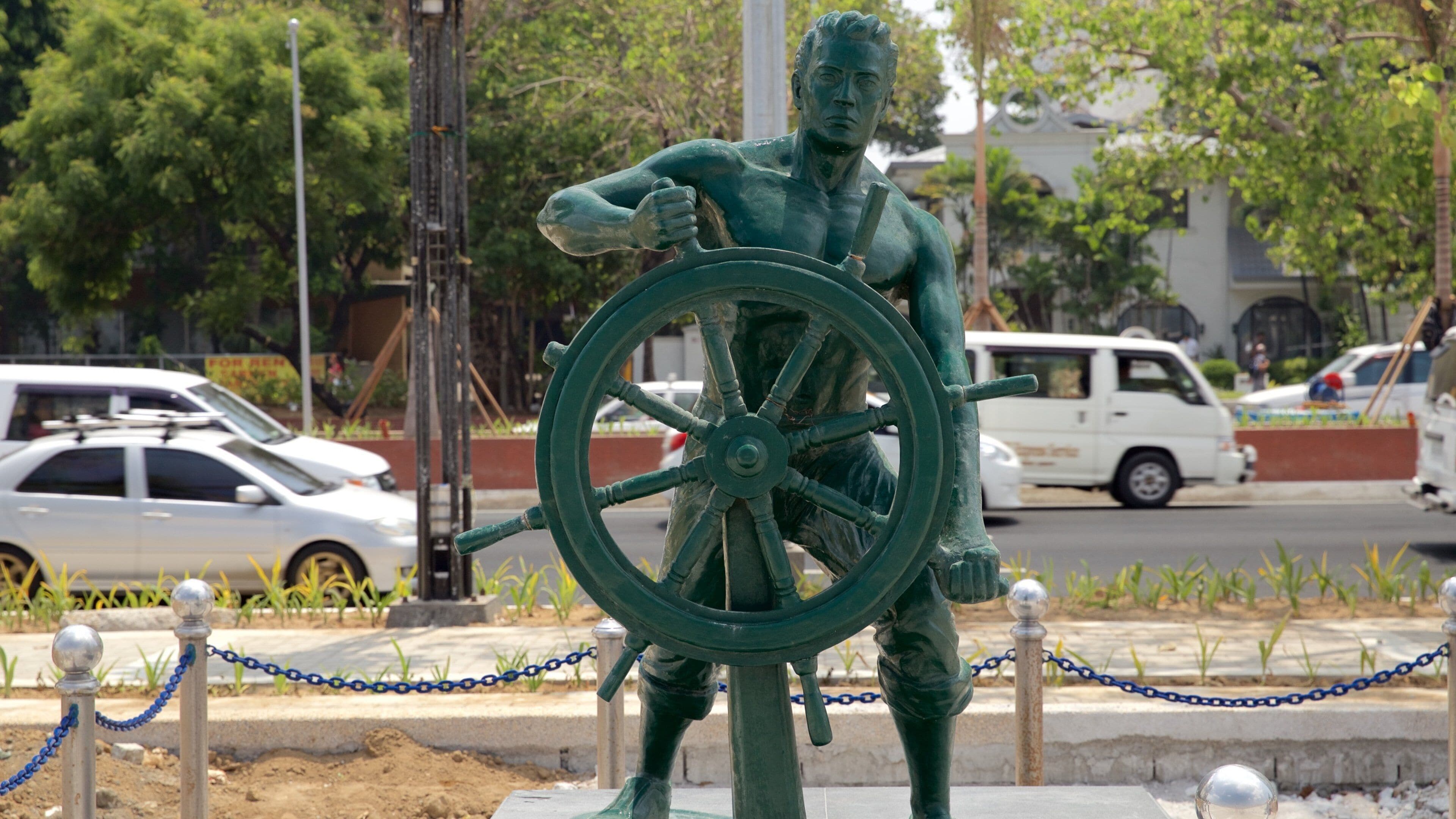 Manila-bukta fasiliteter samt statue eller skulptur