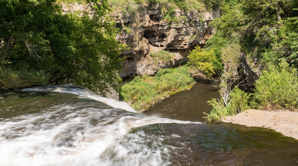 Vermillion Falls park