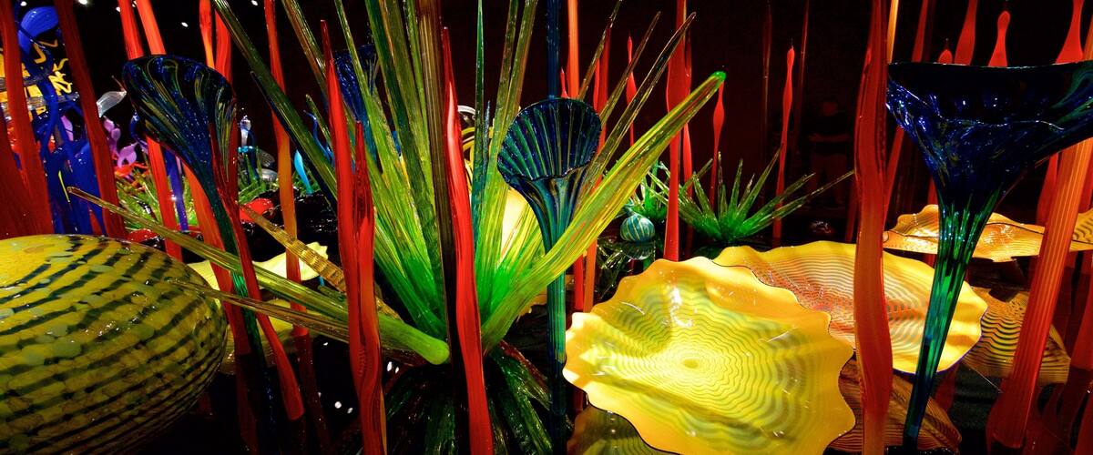 Bảo tàng Dale Chihuly Glass cho thấy nghệ thuật và cảnh nội thất