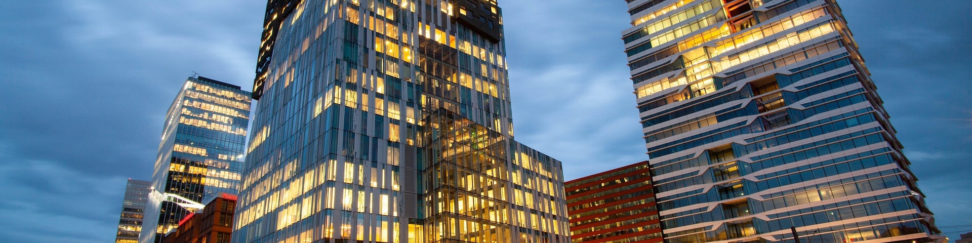 World Trade Center showing a skyscraper and night scenes